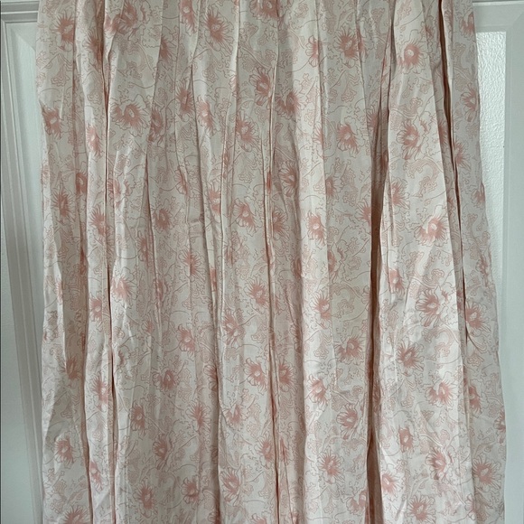 Marisa Christina Light Pink Floral A-Line Skirt - Size Medium (waist to hem=33”) - Picture 3 of 4